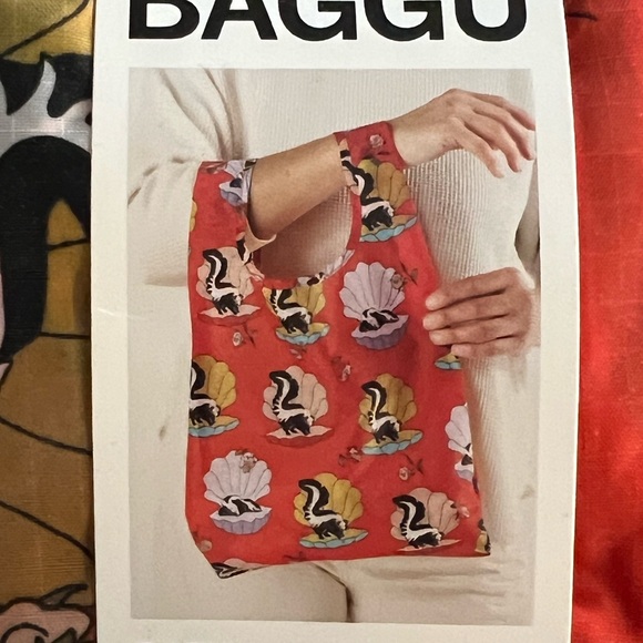 NWT Baby Baggu in “Half Shell Skunk” Pattern - Picture 2 of 3